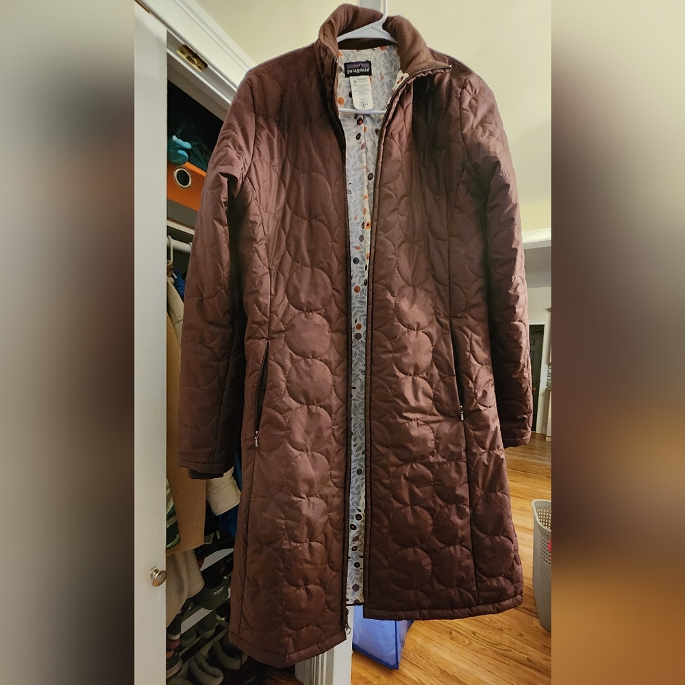 Patagonia Quilted Long Jacket Size Medium